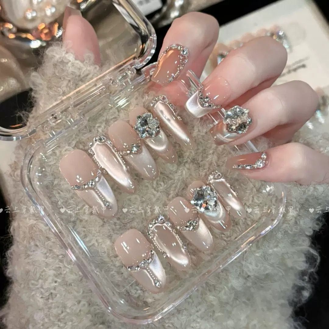 惊喜盲盒穿戴甲星空蝴蝶御姐轻奢必备高性价比清新精选成品可拆卸