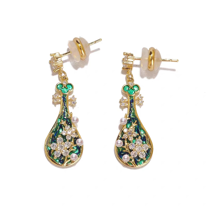 Retro Chinese style elegant enamel pearl flower blue pipa earrings Specification image