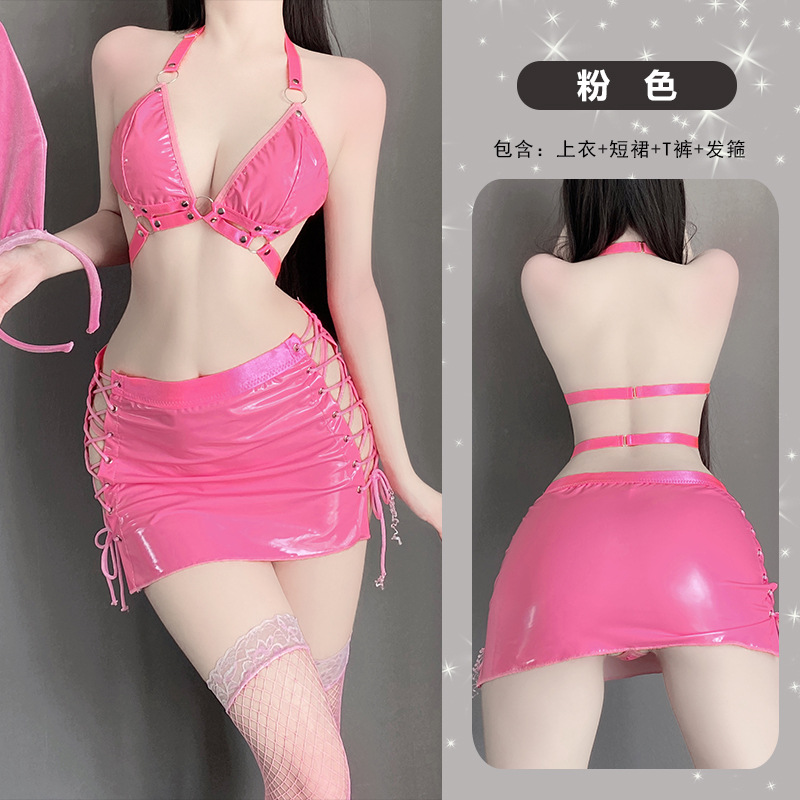 New hollowed-out thong lingerie set with a three-point sexy lace-up and a two-piece lingerie suit Application Scenario