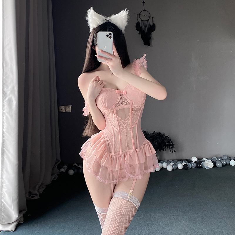 Sexy and romantic lingerie uniform, pure desire, hollowed-out mesh fabric, passionate no-take, small chest to show off, large sleeping dress set Application Scenario