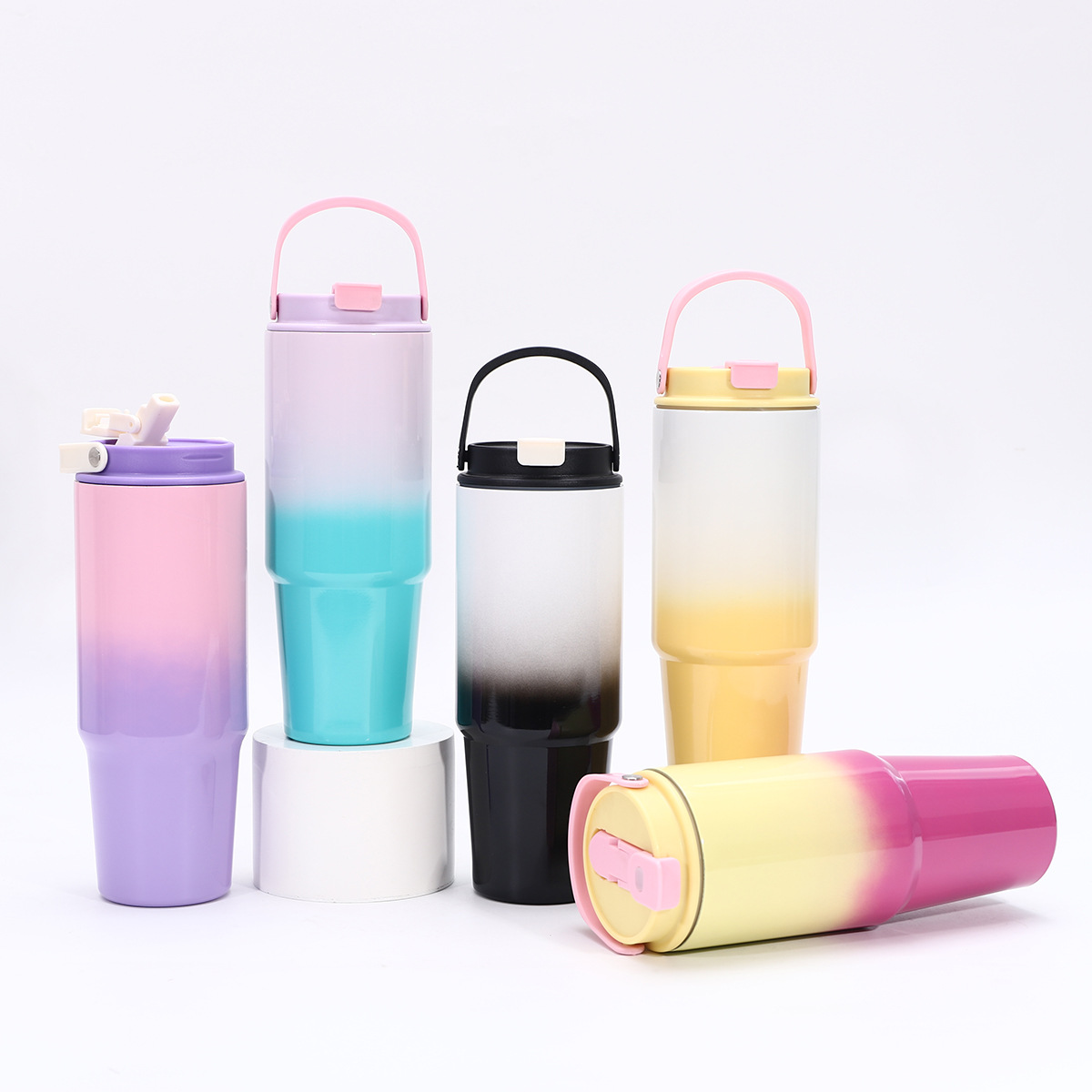 30oz Giant gradient hand-held ice cup, cute men and women straw car cup, vacuum insulated cup, water cup details Picture