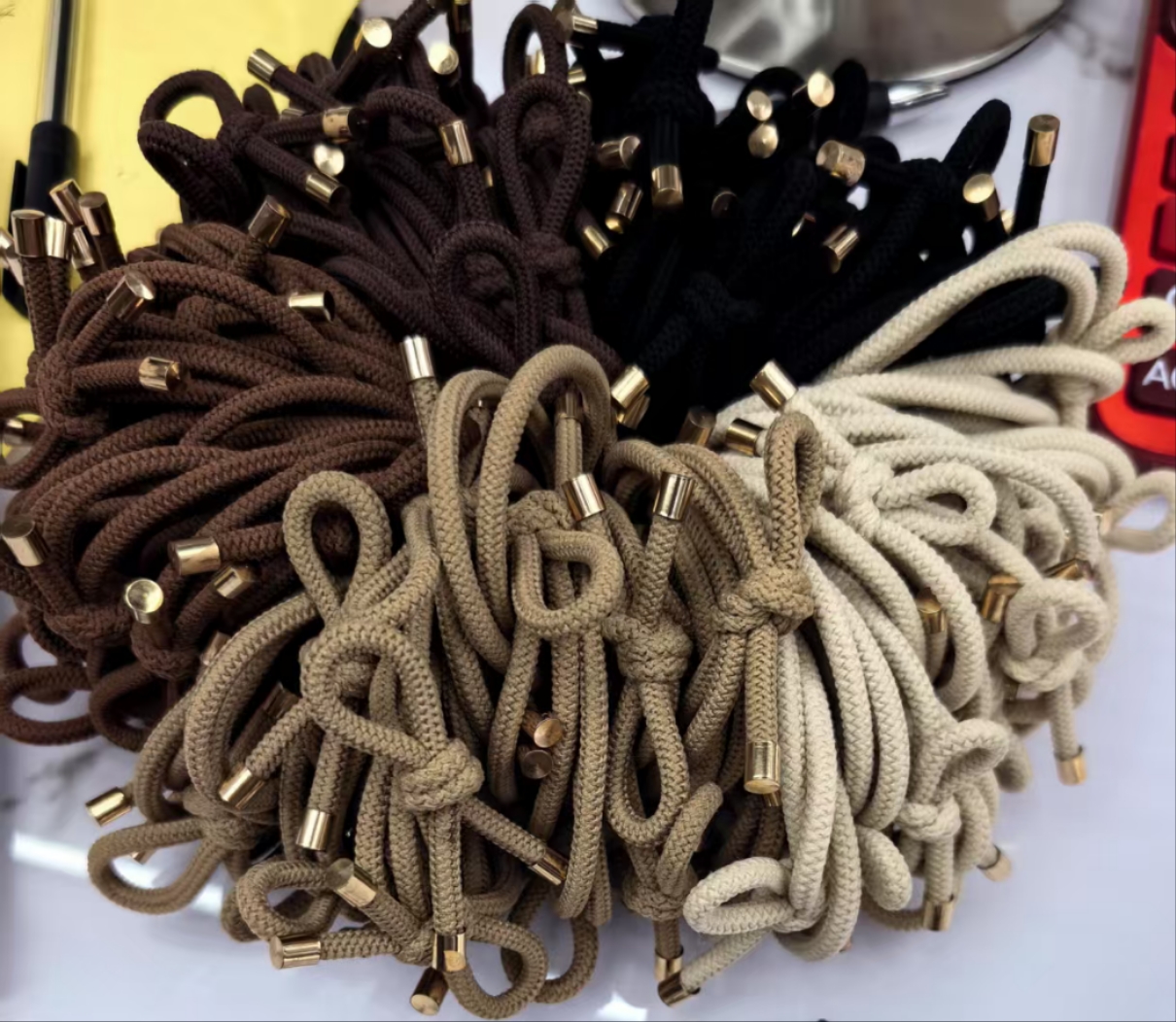 饰品/发圈/头绳/大肠发圈/皮筋白底实物图