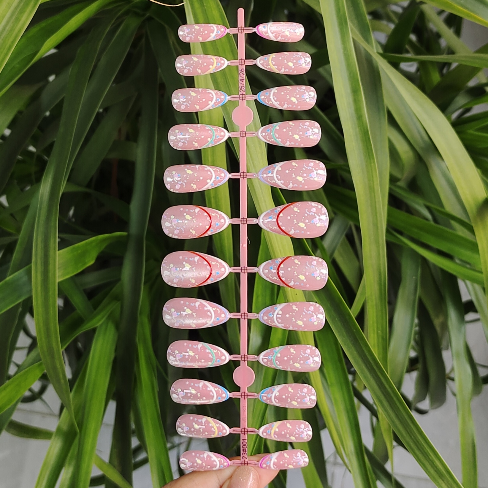 24 PCS PRESS ON NAIL TIPS ALMOND SHAPE PINK BASE COLOR PATTERN WITH CAT EYE STYLE full figure