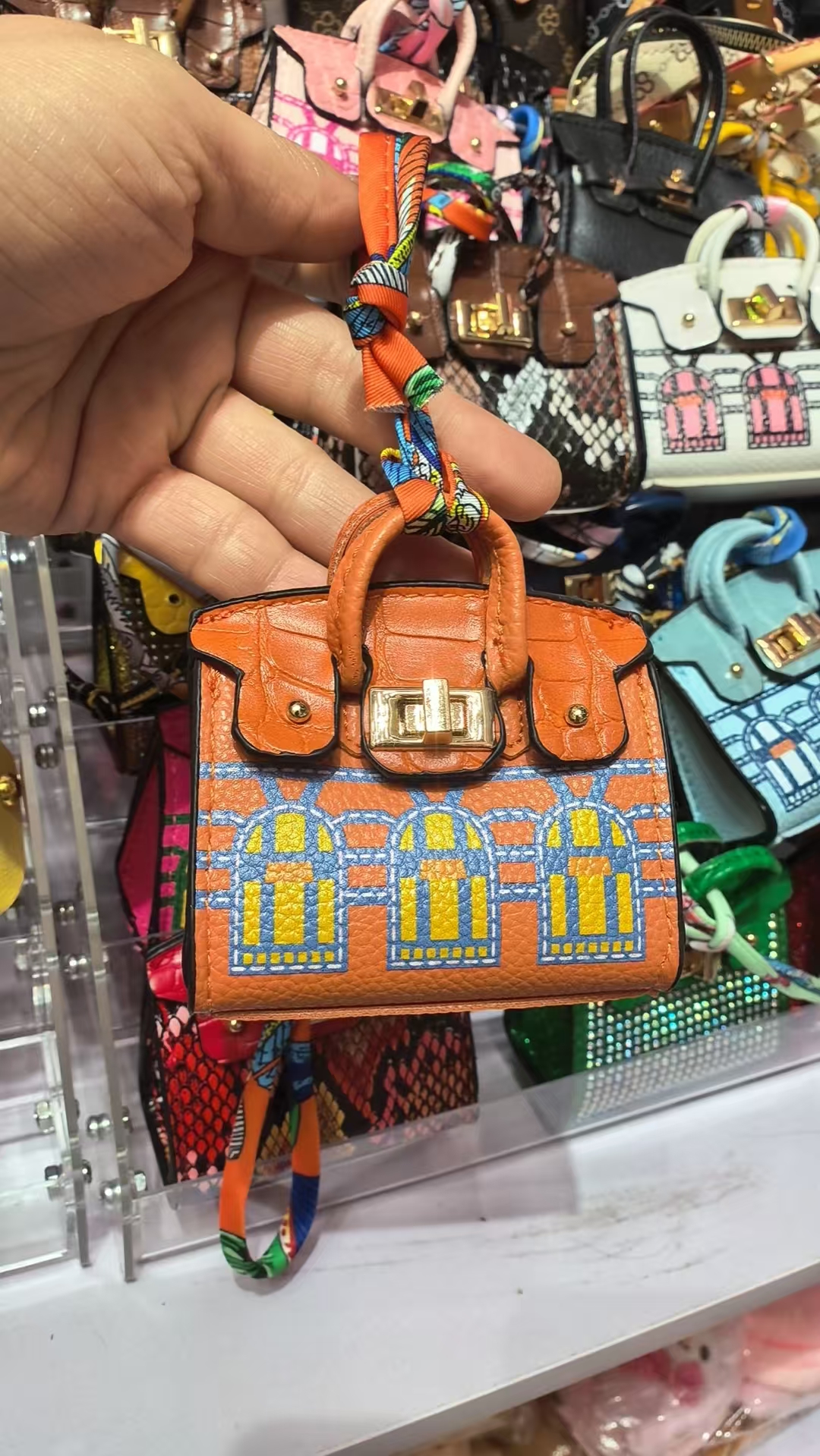 Manufacturer's in-stock keychain accessories, zinc alloy lobster clasp, three-piece keychain set, lobster clasp details Picture