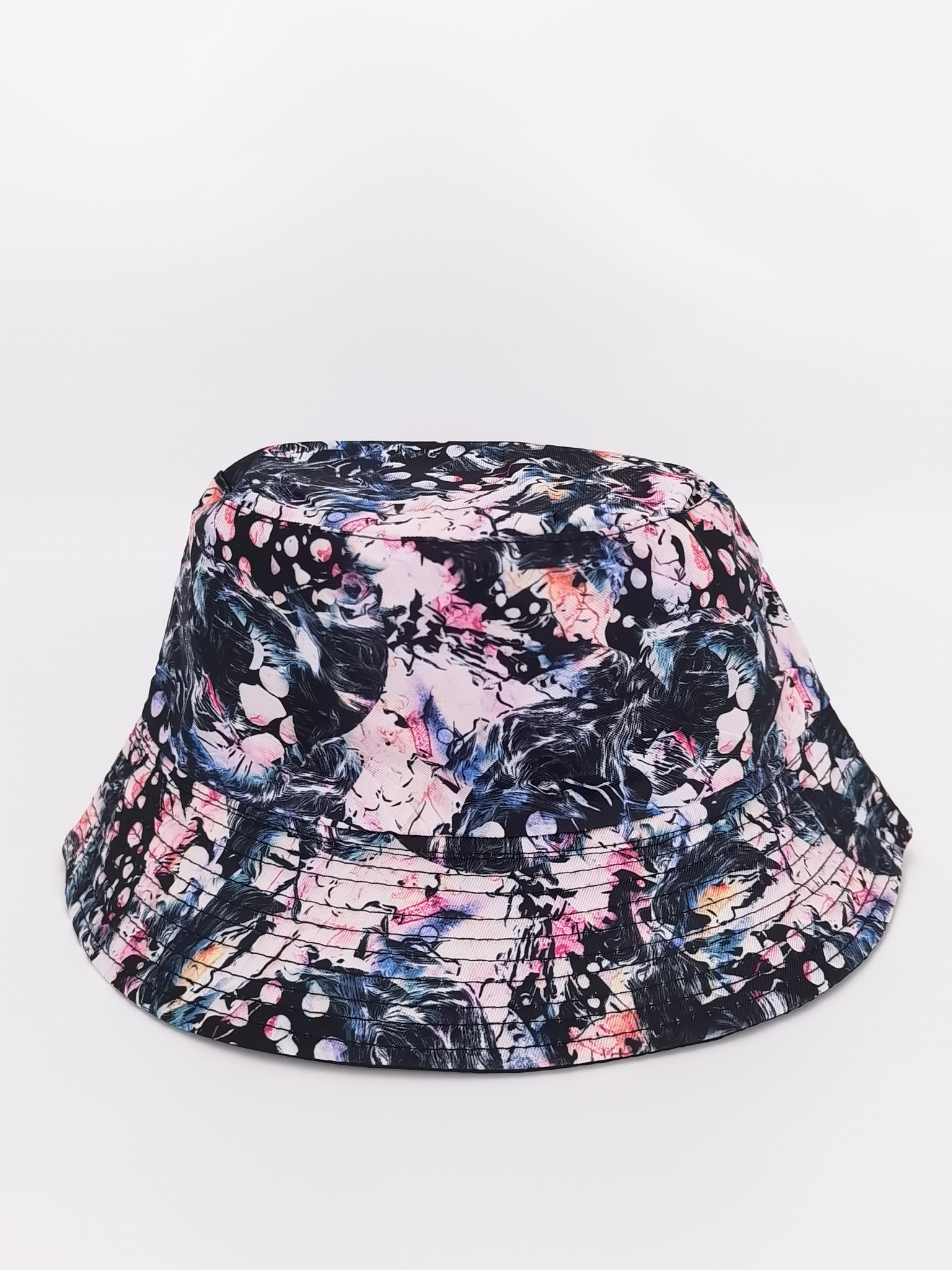 Spring and summer cross-border bestseller graffiti double-sided fisherman hat for both men and women, fashionable and versatile, outdoor sun protection, cool and portable hat, adult style Item Picture