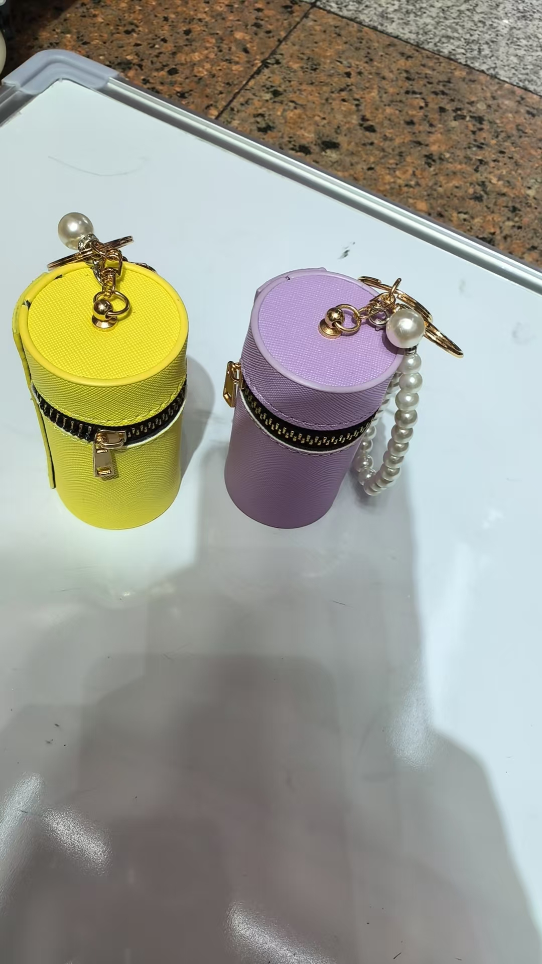 The manufacturer offers a large quantity of environmentally friendly metal bead chains, wave chains, and copper bead chains in stock Specification image