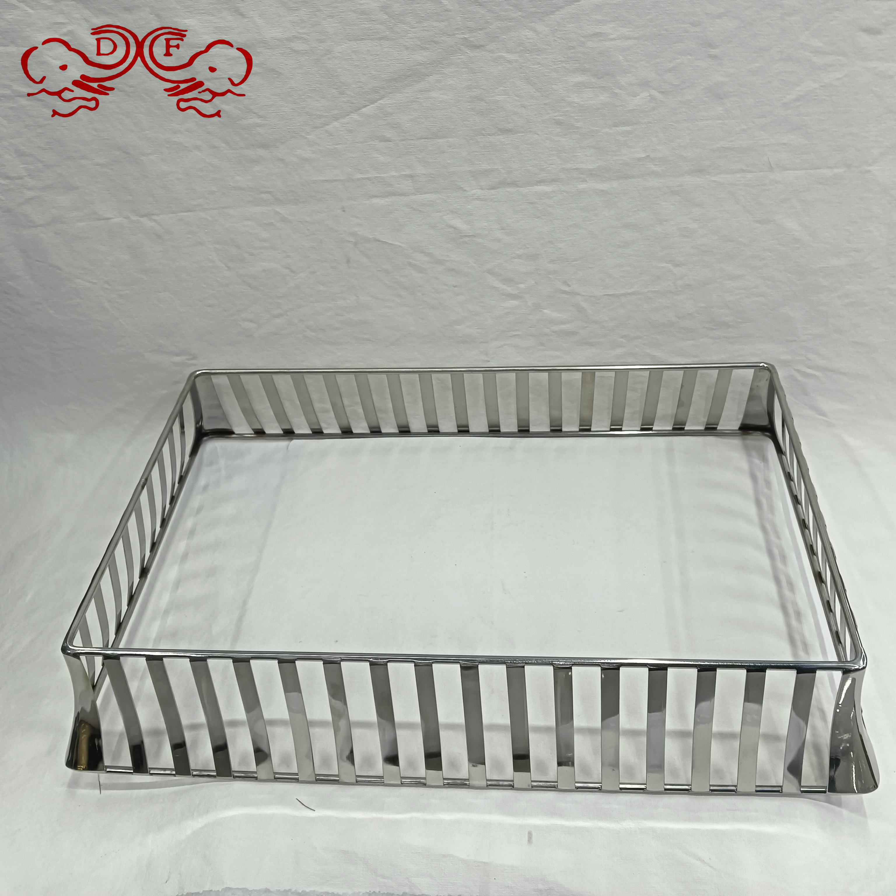 DF88035304不锈钢酒店自助餐食物展示架欧式点心陶瓷架不锈钢DF TRADINGHOUSE 