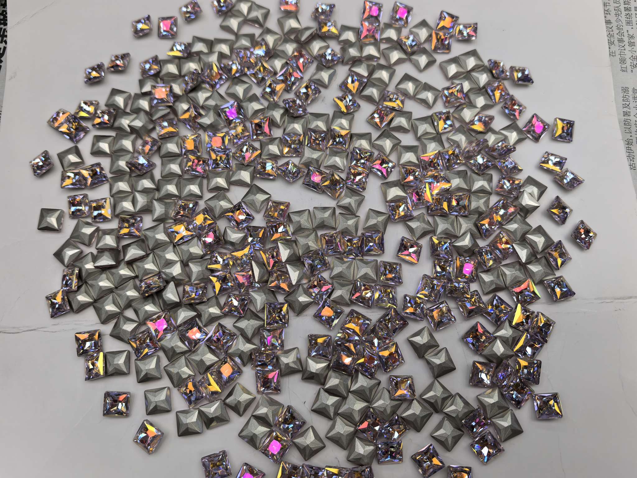 锦利水晶干邑粉系列8*8正方直角0255