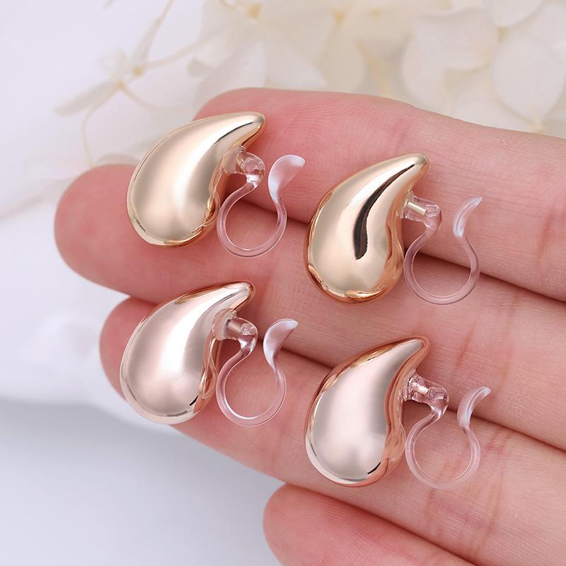 European and American fashion style irregular earrings recommended by Internet celebrities: geometric metal retro earrings, simple C-shaped large ear rings 40 Item Picture