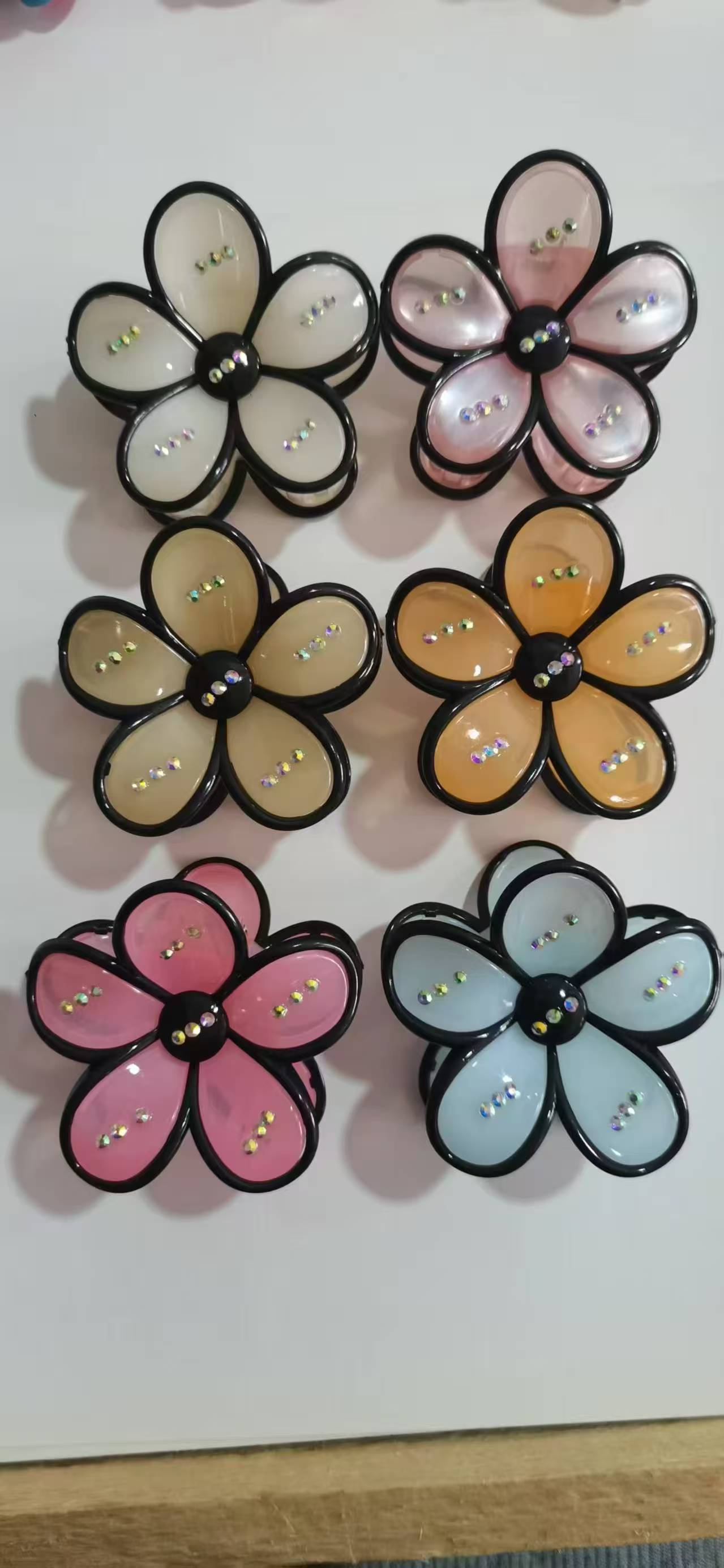 Children's headwear, gripper hair clips, cute cartoon hair accessories, girls' hair clips, multiple styles of baby headwear details Picture