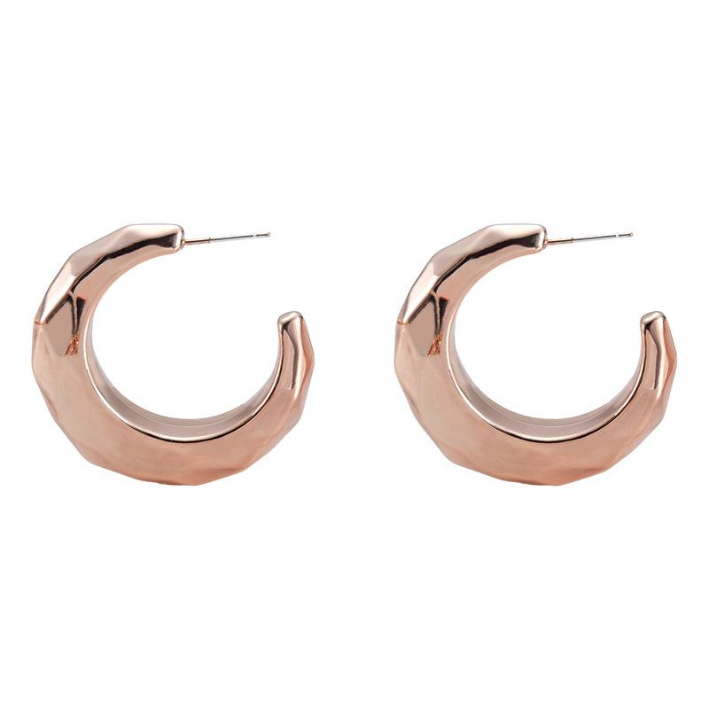 European and American fashion style irregular earrings recommended by Internet celebrities: Geometric metal retro earrings, simple C-shaped large ear rings 12 Specification drawing