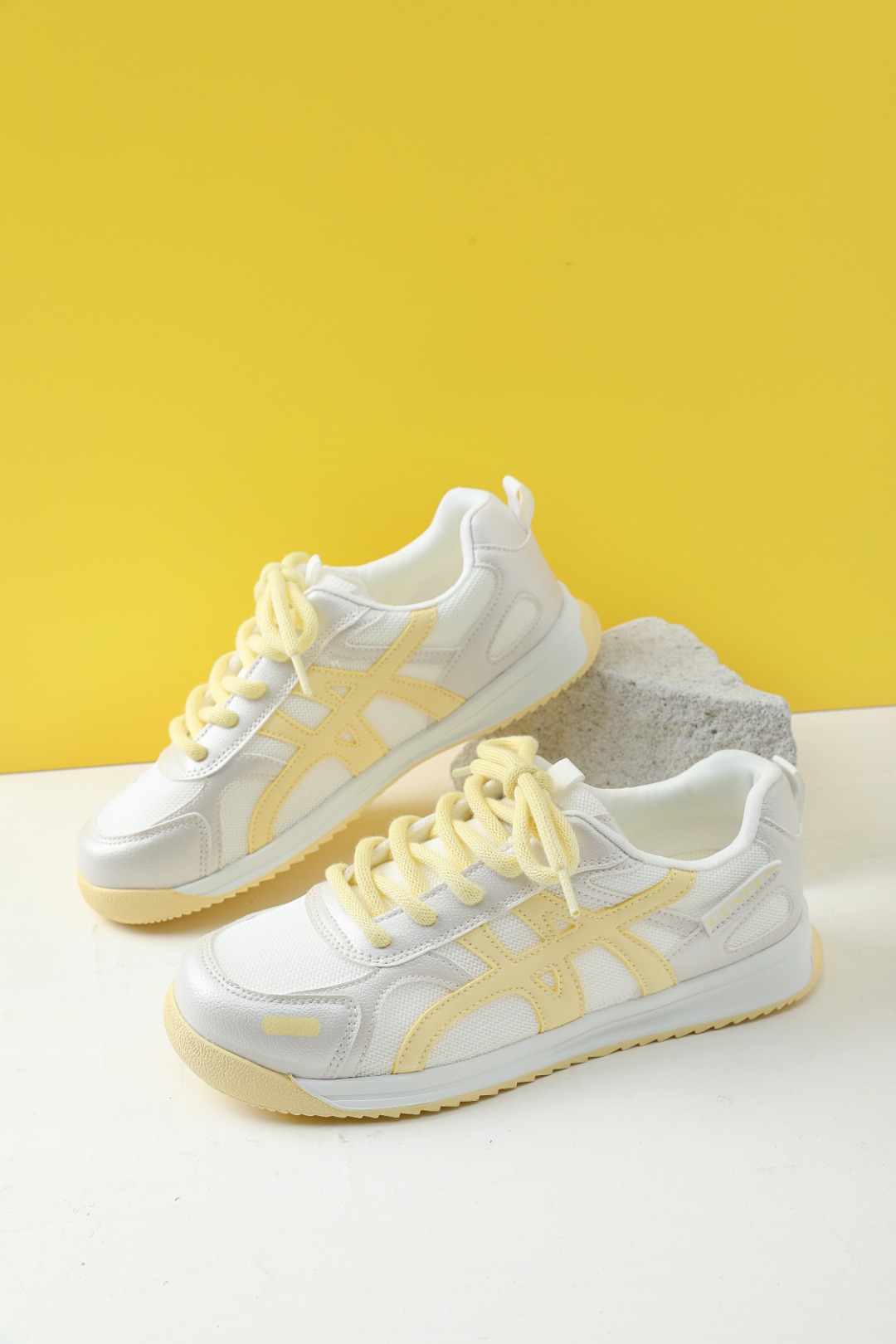 人本帆布鞋上新11306产品图