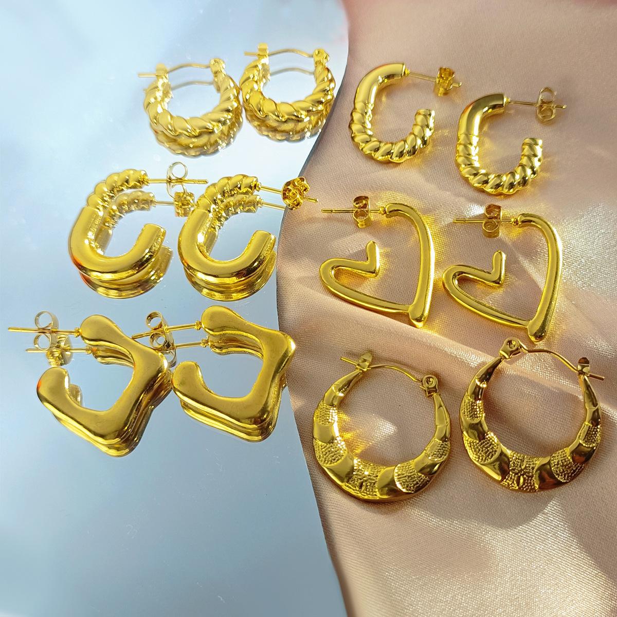 Cross-border best-selling oil-pressure stainless steel hollow earrings from Europe and America, high-end, trendy and light luxury style, 18K earrings wholesale 37 Item Picture