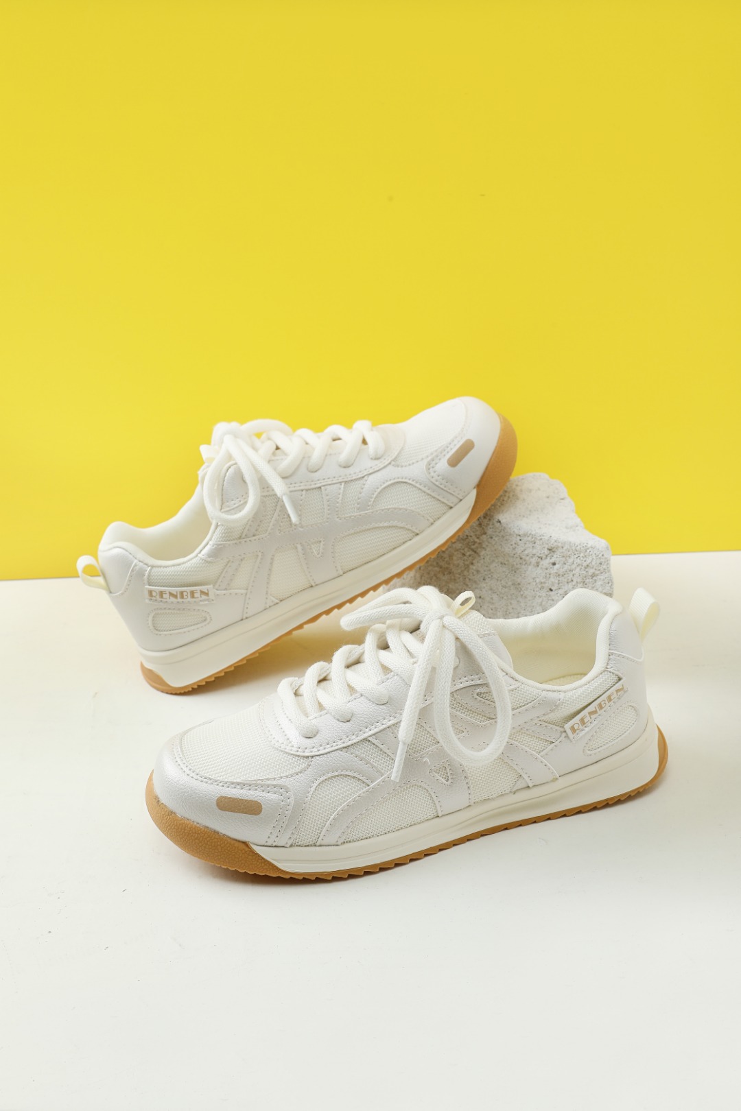 人本帆布鞋批发上新11306