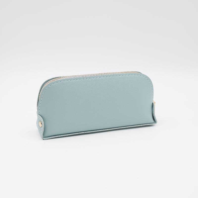 It comes in a 10-piece mini color-coated box with a green bag for easy carrying Item Picture