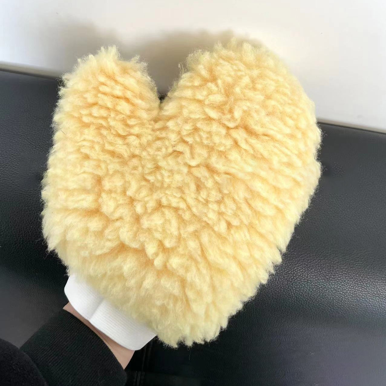 Los guantes de lavado de coches no dañan la pintura final bearpaw limpiar el coche impermeable especial engrosado chenille peluche herramientas de lavado de coches Application Scenario
