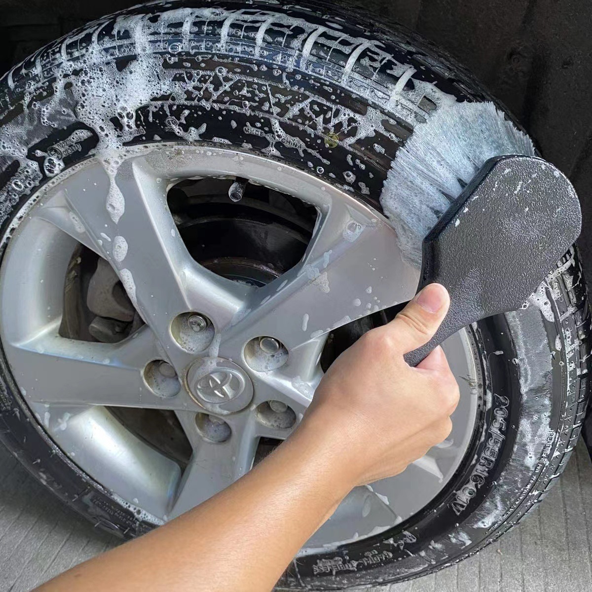 Weihaisheng 2170 car wash tool, tire brush, carpet brush, car cleaning and beauty tool, long handle, short handle, car beauty, multi-functional gray short handle, car wheel hub brush, cleaning short handle brush, Weihaisheng Specification image