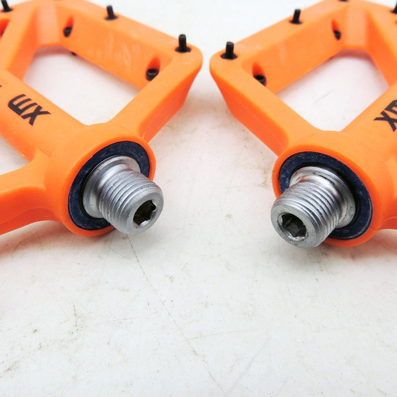 NL32 nylon bicycle pedals, plastic pedals, mountain bike pedals with nails, anti-slip nylon fiber bicycle pedals pic 8
