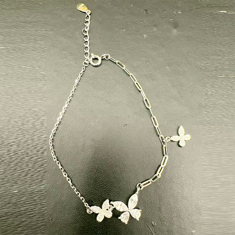 手链/水晶手串/水晶手链/饰品/木头十字架手链白底实物图