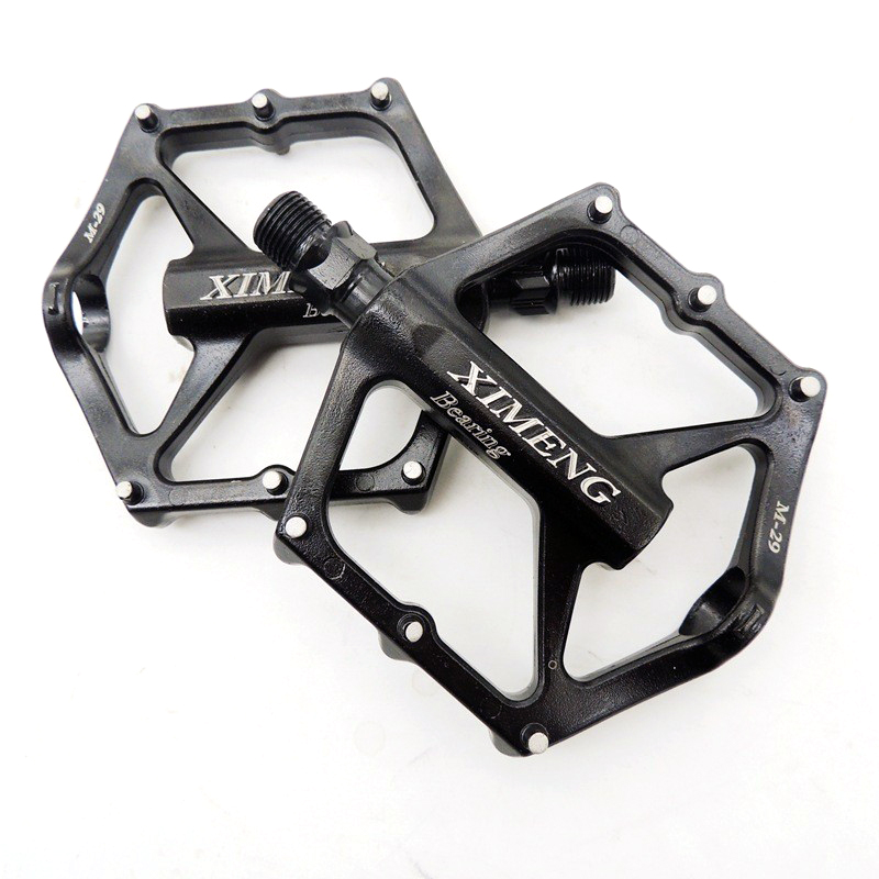 M29 aluminum bicycle pedals, aluminum alloy bearing pedals, mountain bike pedals with nails and anti-slip pedals Item Picture