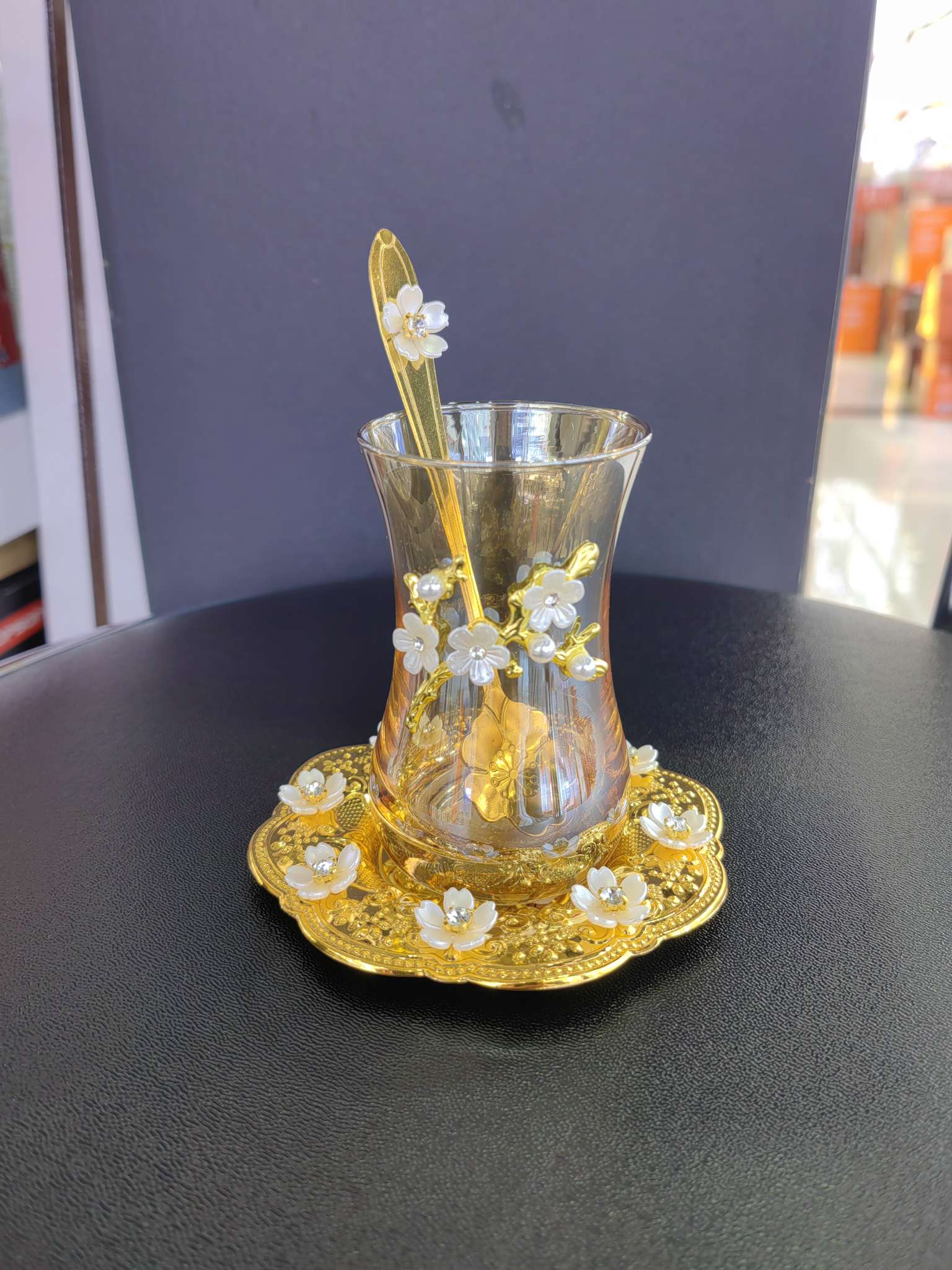 新款土耳其红茶杯 轻奢玻璃杯高档咖啡杯 家用杯碟 杯碟套装珐琅工艺咖啡杯 设计感玻璃杯 精美礼盒 茶具套装细节图