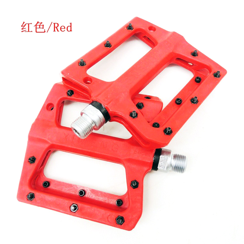 NL01 Nylon bicycle pedals, plastic pedals, mountain bike pedals with nails, anti-slip, nylon fiber bicycle pedals Application Scenario