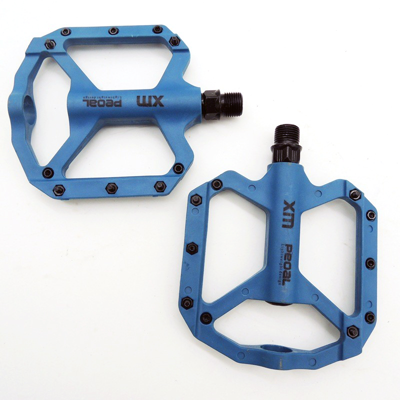 NL02 Nylon bicycle pedals, plastic pedals, mountain bike pedals with nails, anti-slip, nylon fiber bicycle pedals Specification image