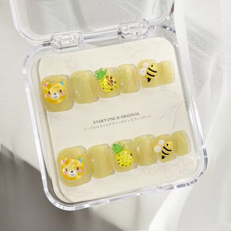 手工穿戴式甲片美甲成品 时尚便捷穿戴甲 多款造型轻松更换