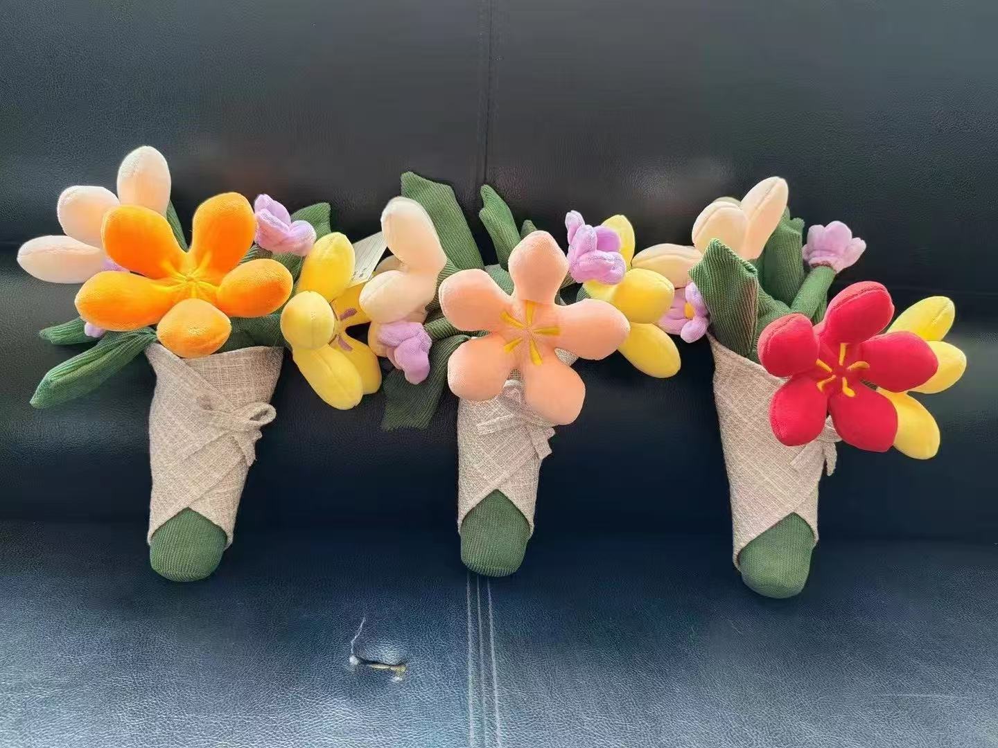 毛绒花束手捧花节日生日毕业礼物毛绒公仔玩偶创意趣味花束