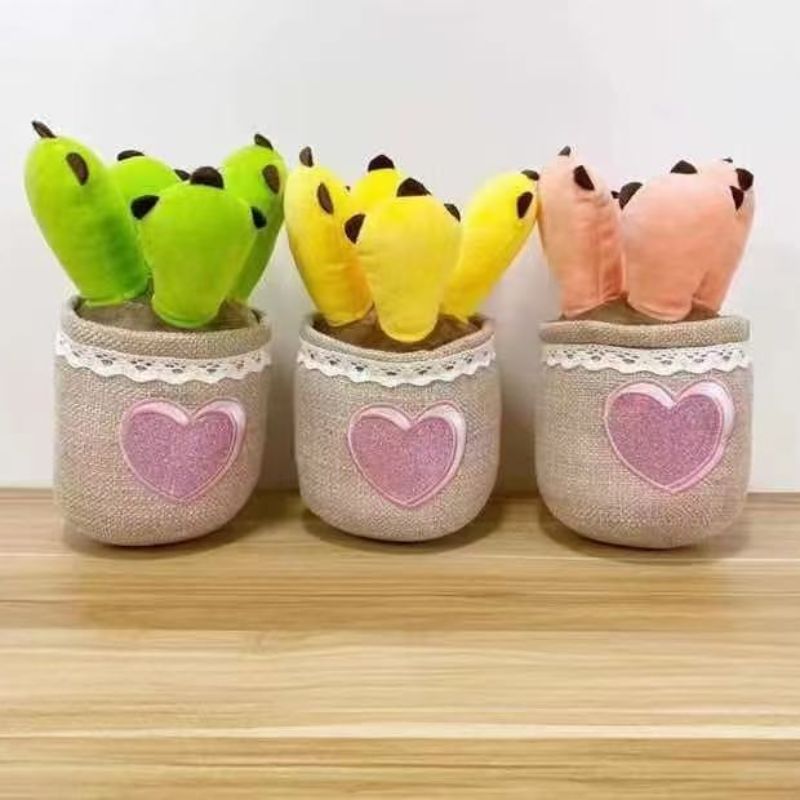 Simulated bear paw potted figurines, throw pillows, plant plush toys, cute bear paw dolls, indoor ornaments, photo props