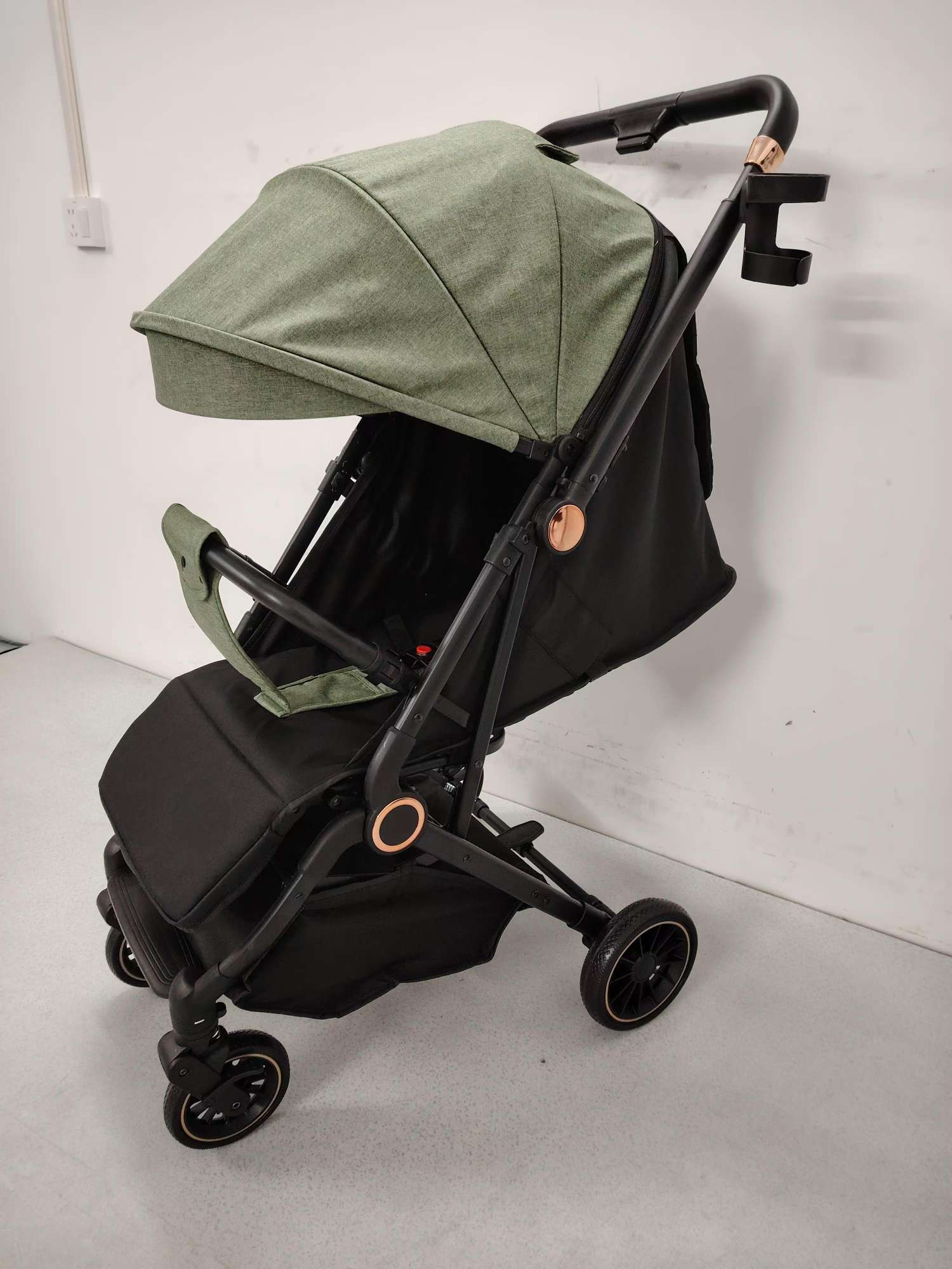 婴儿推车拉杆推车换向推车