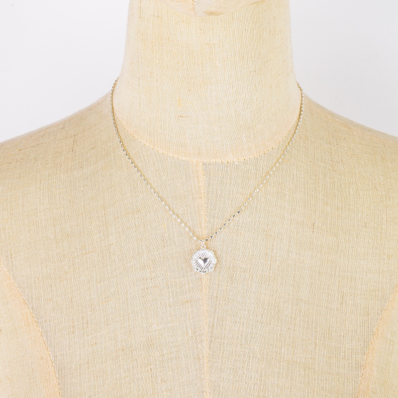 Yinglian S925 sterling Silver Necklace, a light luxury and high-end silver snake bone chain, Italian women's summer Application Scenario