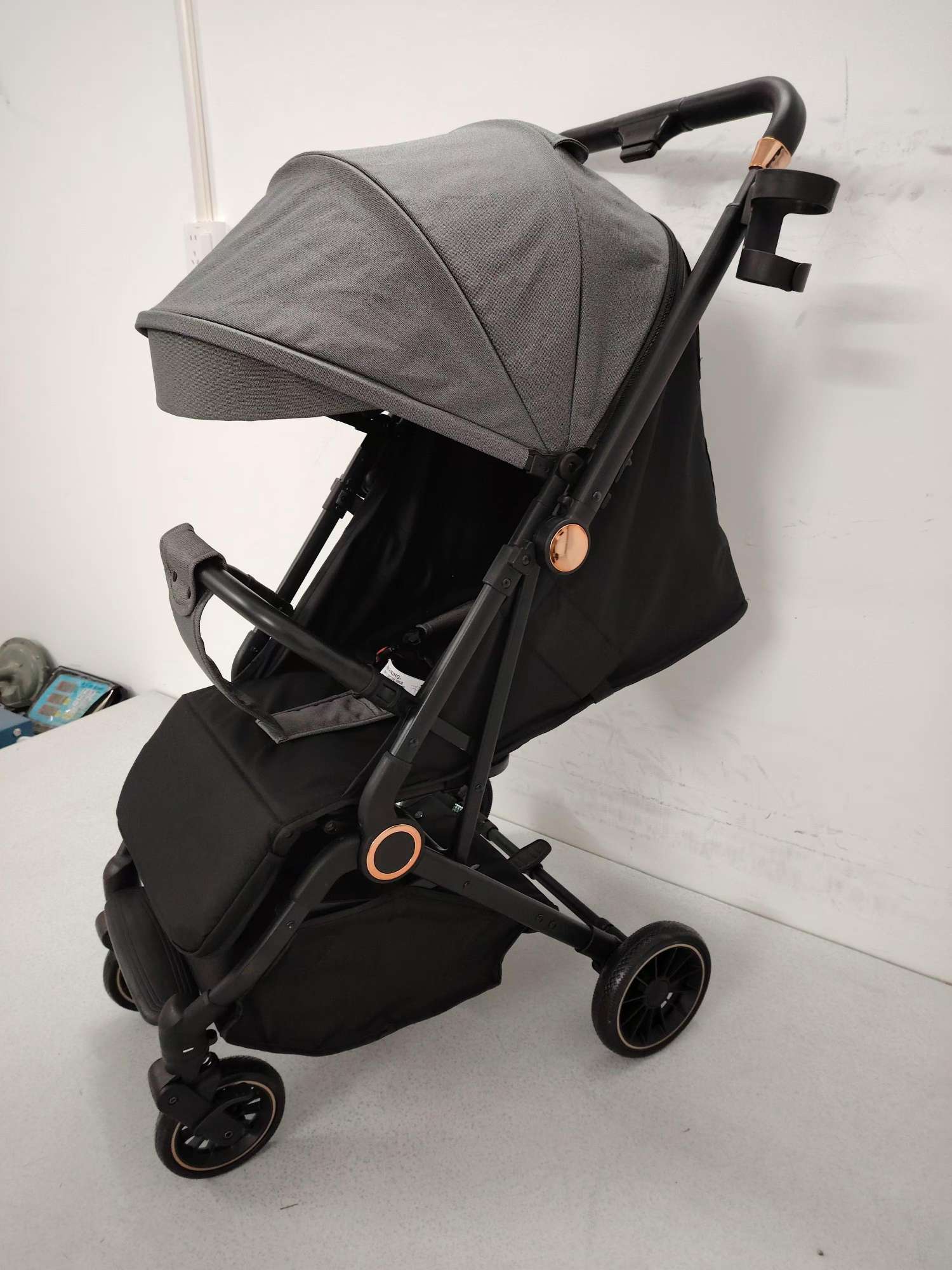 Baby stroller, trolley stroller, reversing stroller details Picture