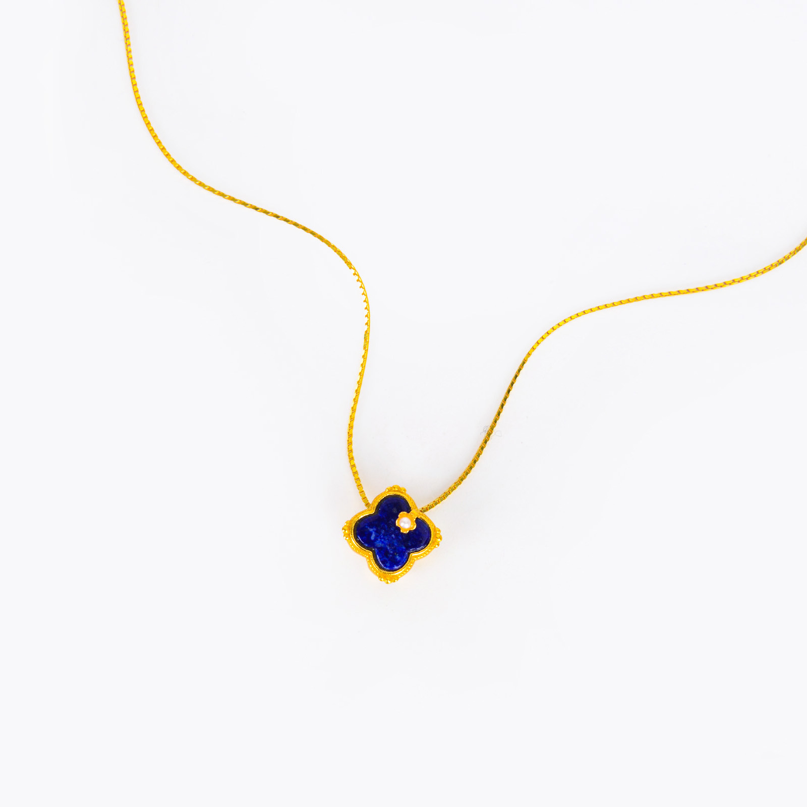 925 silver double-sided four-leaf clover necklace, women's retro white mother-of-pearl diamond-encrusted pendant, national trend sweater chain, autumn accessory details Picture