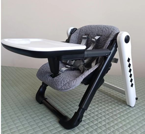 Children's high chair details Picture