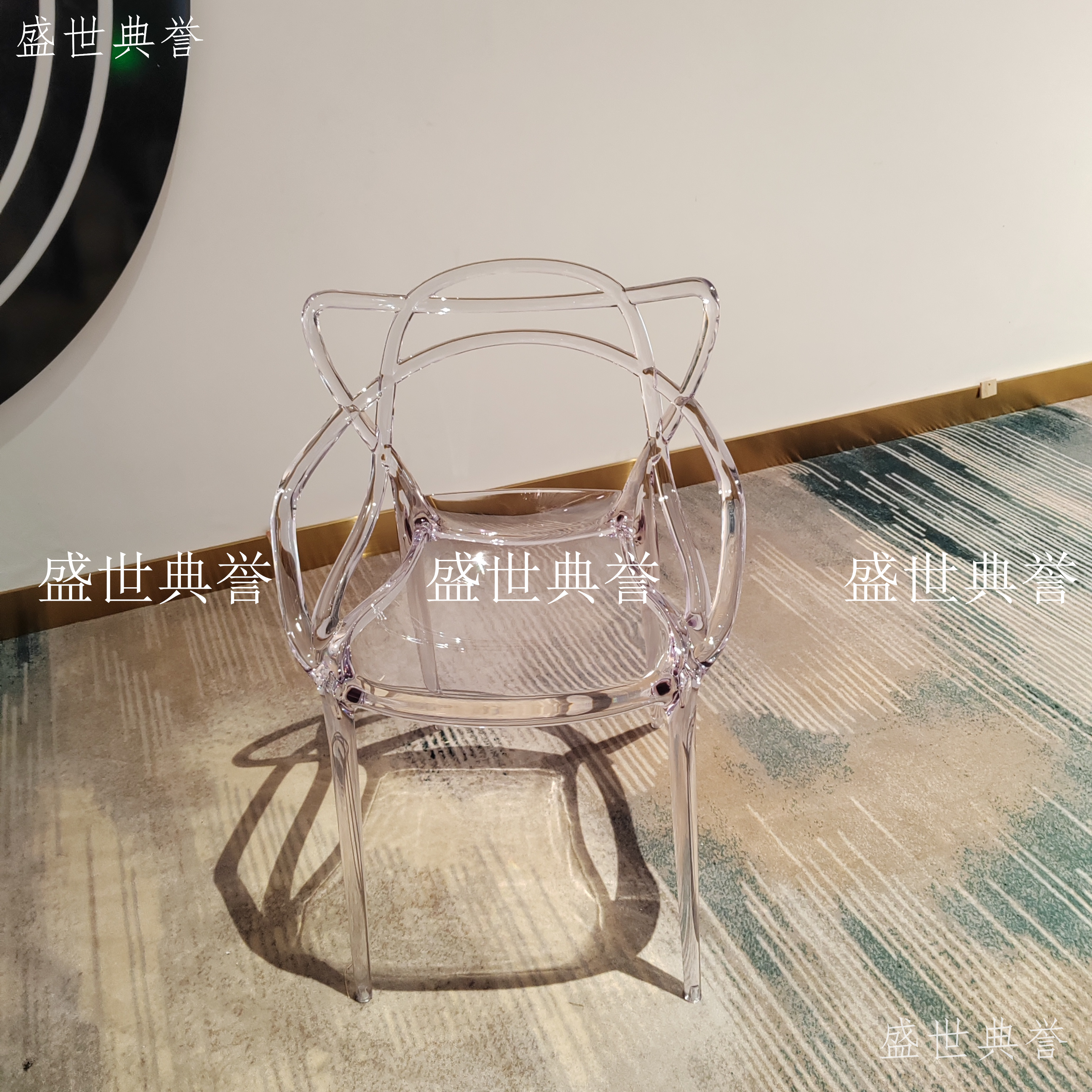 苏州酒店宴会餐桌椅宴会中心主题婚礼透明椅外贸婚庆亚克力猫耳椅