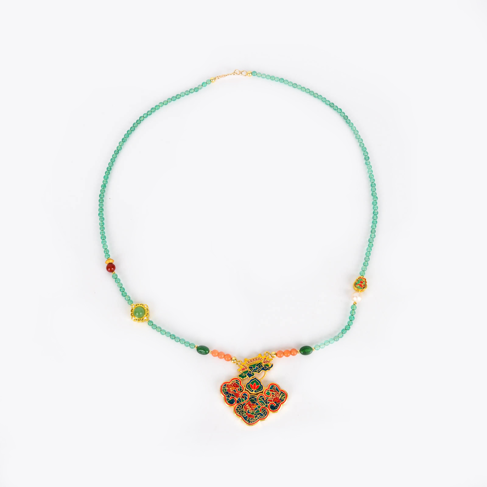 A niche and elegant agate jade pendant with blue oil drip and copper plated with K gold, a classical and luxurious pearl necklace, and a pendant for women in Hanfu and cheongsam pic 5