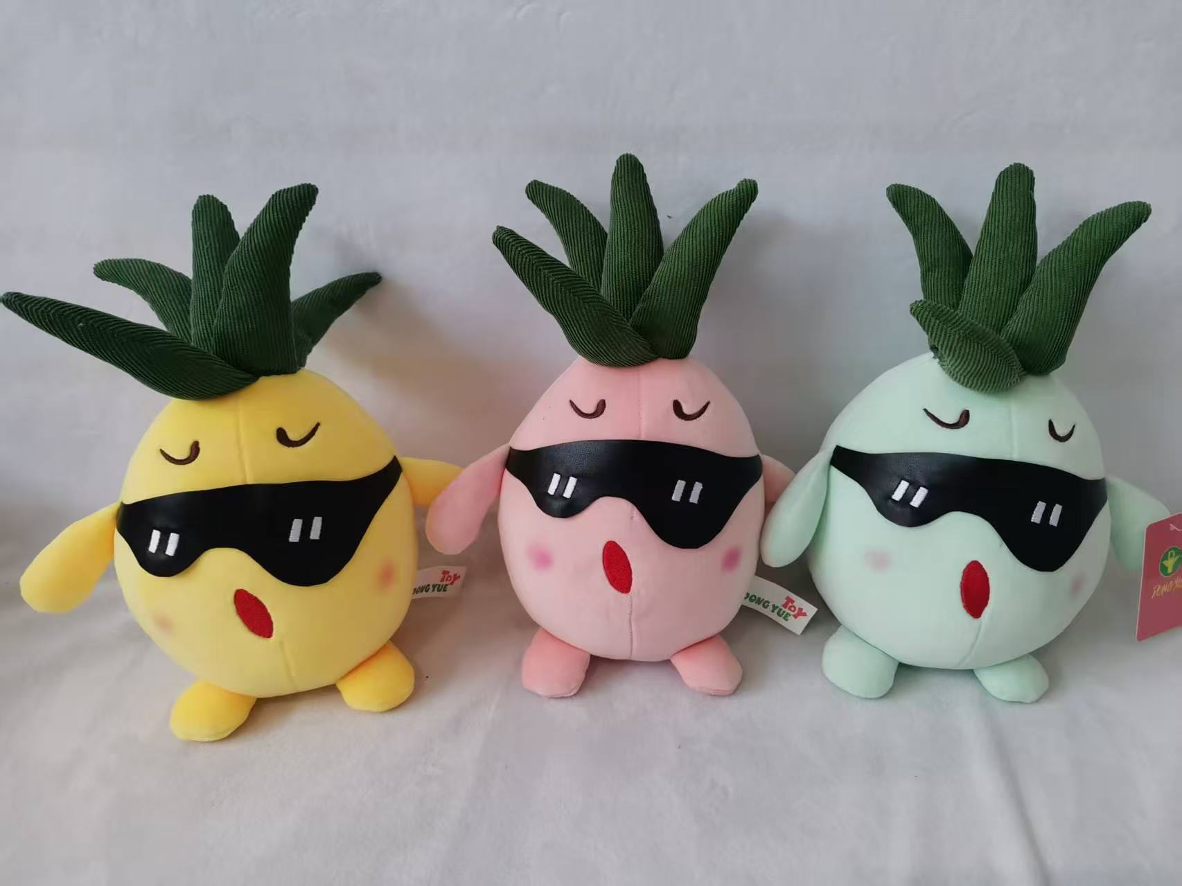 Plush toy dolls, pet dolls, and cloth dolls