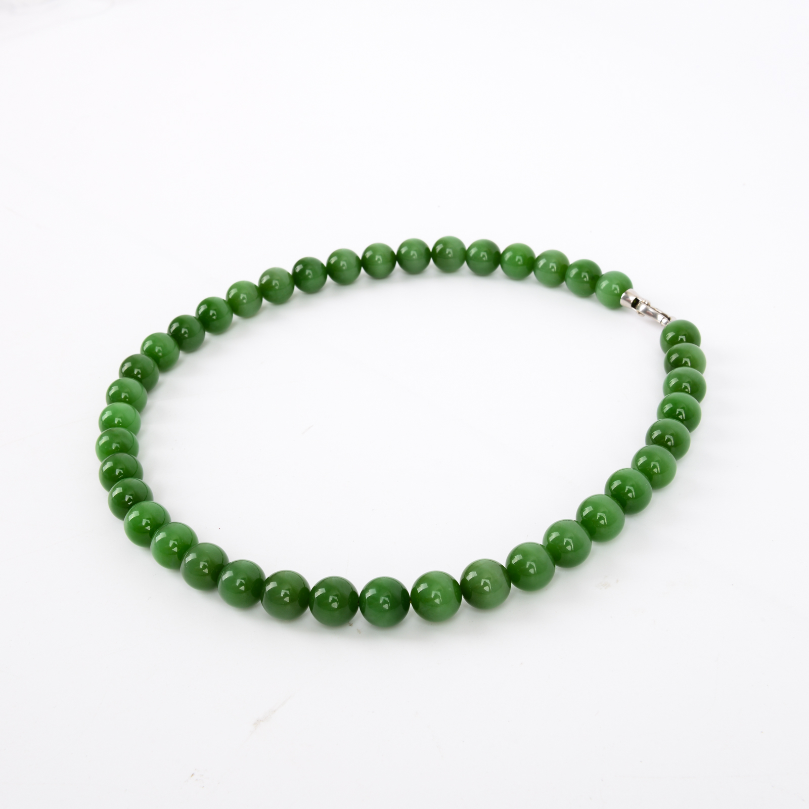 New Chinese-style natural tourmaline beaded necklace for women, white intaglio collarbone chain, elegant neck chain details Picture