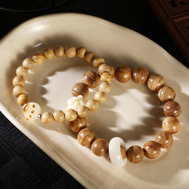 Milk-scented wood Buddhist prayer beads bead bead bracelet, artistic and retro burnt cat paw bracelet, prayer beads, decorative round beads single and double circle hand accessories details Picture