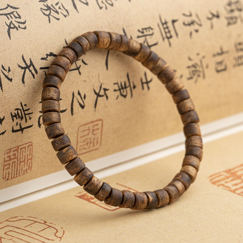 Hainan Yingge Green Agarwood casual bucket Bead single-loop bracelet, men's and women's cultural play Buddhist prayer beads and prayer beads bracelet Specification image