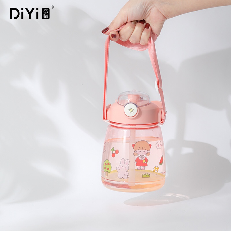 【 Spring/Summer 2023 】 The Best Choice with super high Cost performance!! DY-SL862 Diyi Refreshing Tonton Cup 1100ml,pc material, double drinking spout, with built-in sticker details Picture
