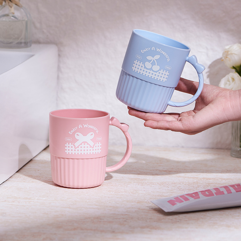 M04-7160 Korean-style striped mouthwash cup, creative cartoon household brushing cup, household student washbasin cup details Picture