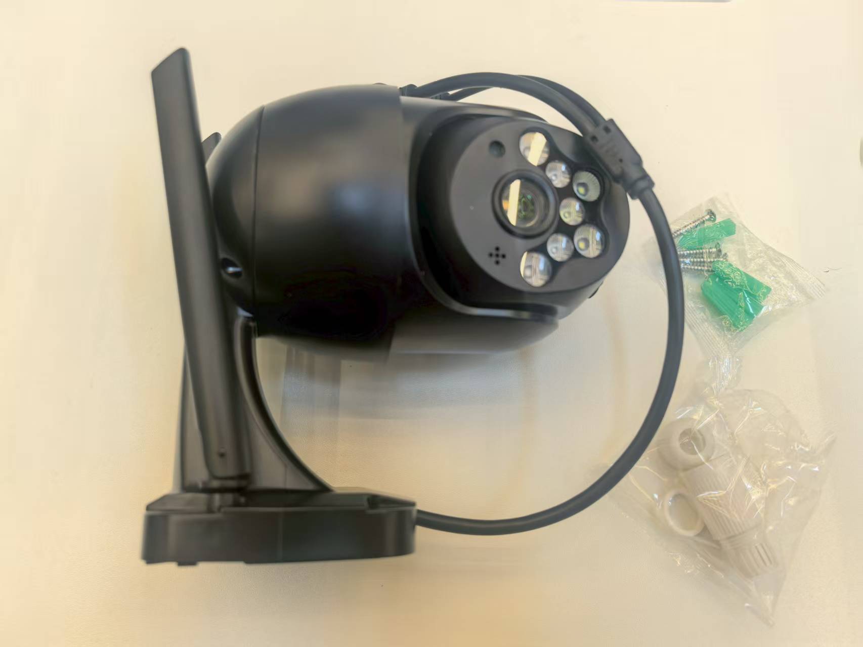 The smart AI camera of the monitor is wireless and high-definition details Picture