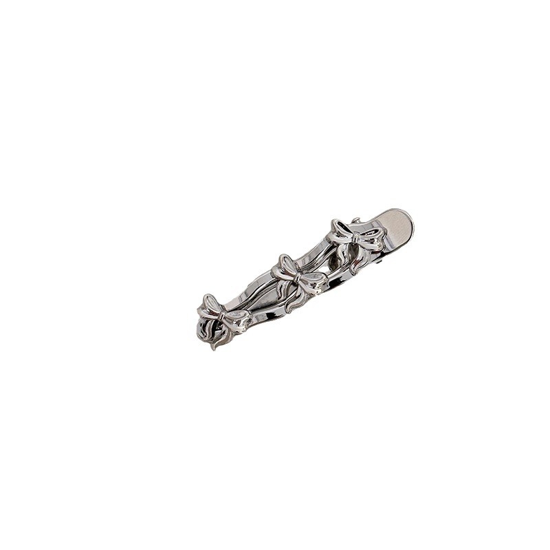 Spicy girl style silver metal hair clip, sweet and cool water diamond 2024 new bow, niche side clip, side bangs hair clip Item Picture