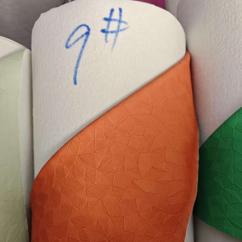 PU镜面革/鳄鱼纹皮革/pu/柔软革/油皮产品图