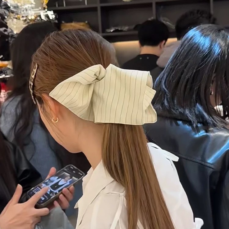 The same striped large intestine hair band for women, a high-end and gentle style bun hair accessory for the back of the head full figure