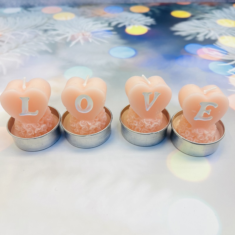 The best-selling LOVE scented letter holiday proposal smokeless soy scented candle on Instagram pic 8