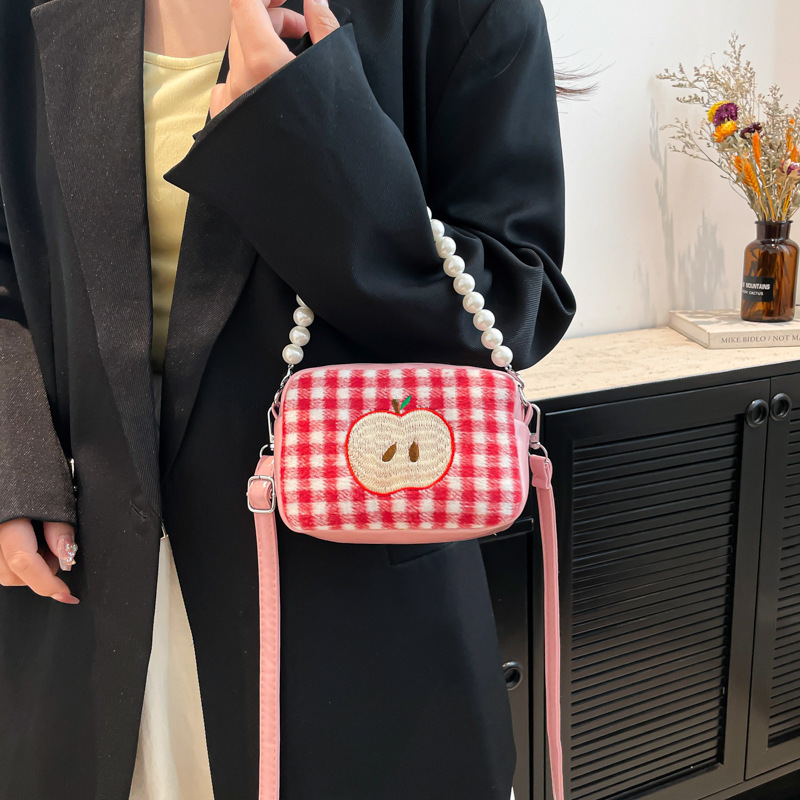 Spring 2025 new camera shoulder bag with contrasting color check pattern, small square bag, fashionable, simple and stylish crossbody bag for women details Picture