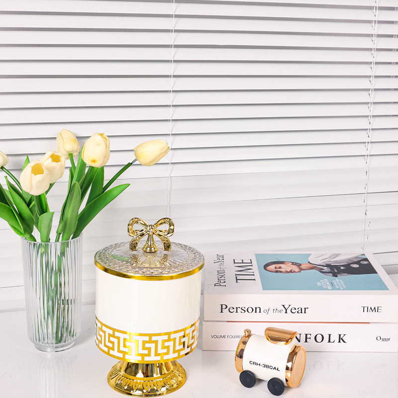 X10-6897-2A Cross-border merchant white European retro high-footed gilded candy jar, seasoning jar, nut jar, light luxury European jar, storage jar